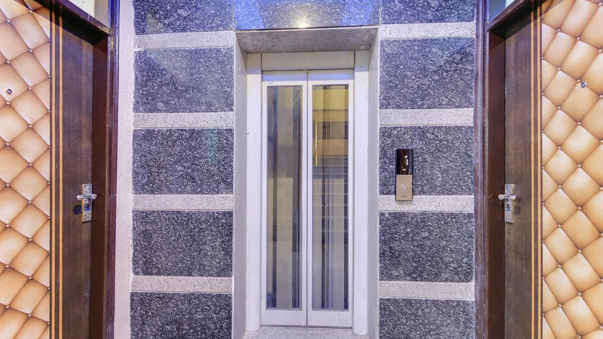 Daire Hotel O Sky Blue Gurgaon